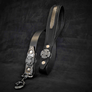 The ''Viking'' Leash - ThoseDogParents